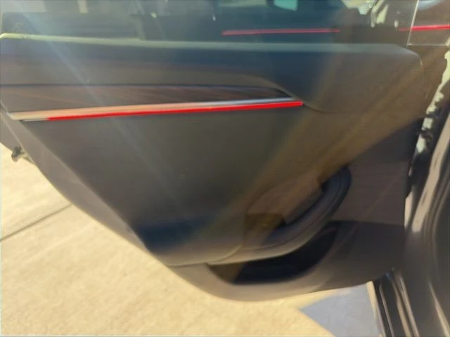 2022 Tesla Model S - Image 14 of 21