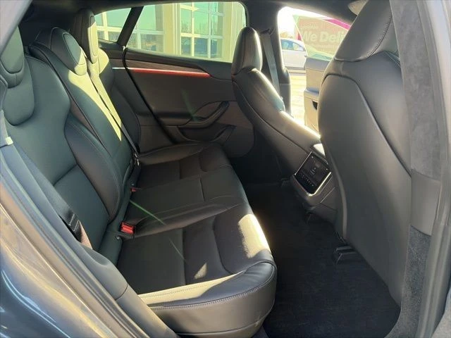2022 Tesla Model S - Image 20 of 21