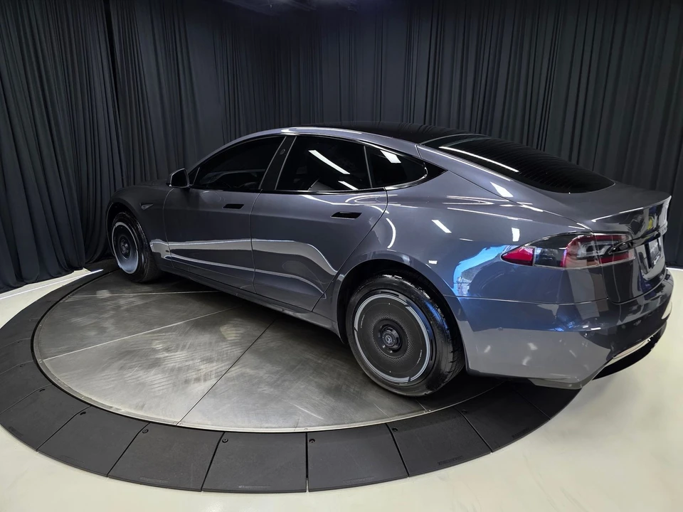 2022 Tesla Model S - Image 10 of 31