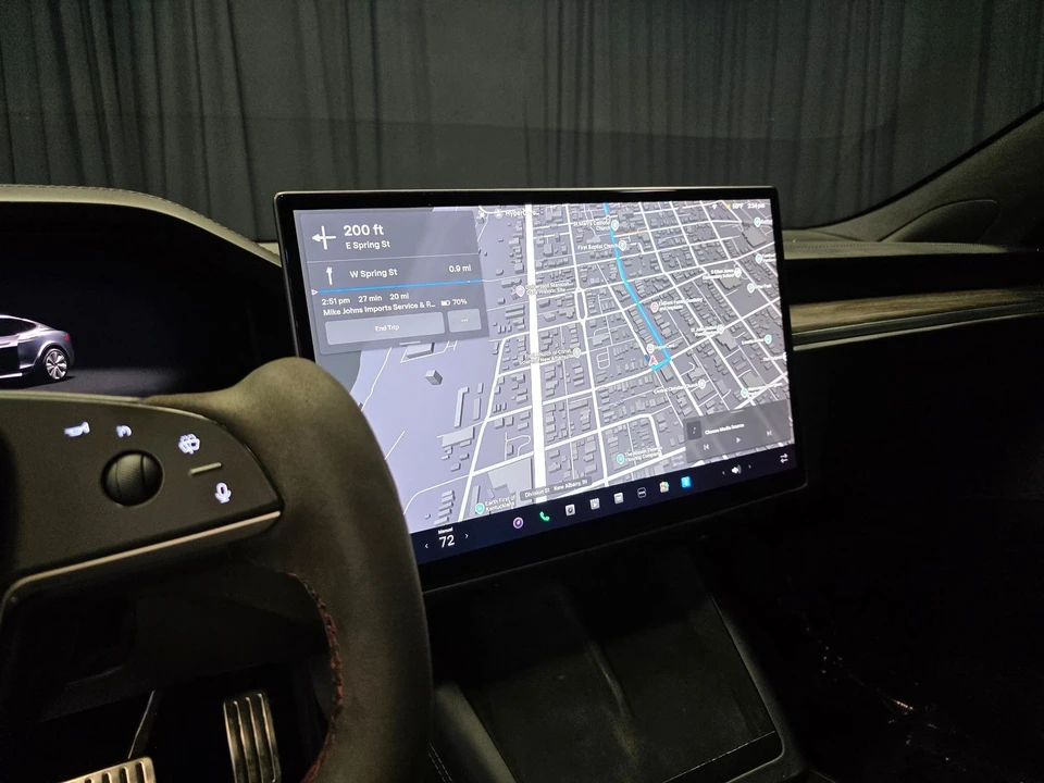 2022 Tesla Model S - Image 22 of 31