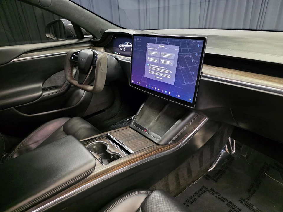 2022 Tesla Model S - Image 31 of 31