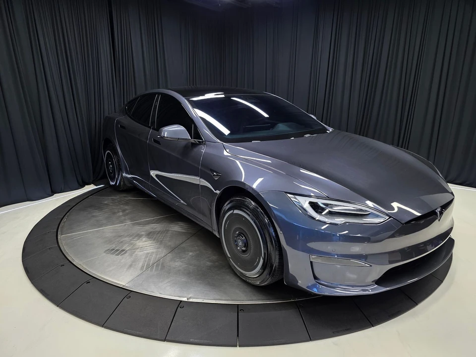 2022 Tesla Model S - Image 6 of 31