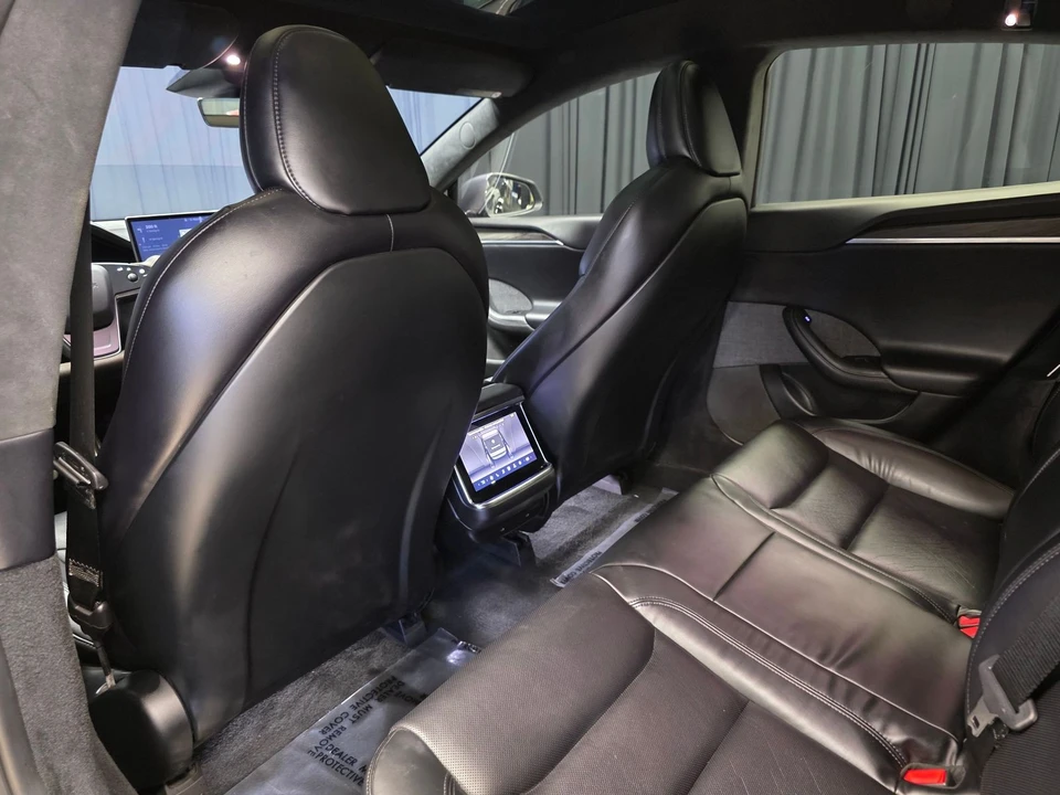 2022 Tesla Model S - Image 25 of 31