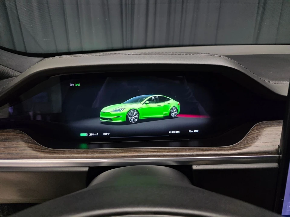 2022 Tesla Model S - Image 21 of 21