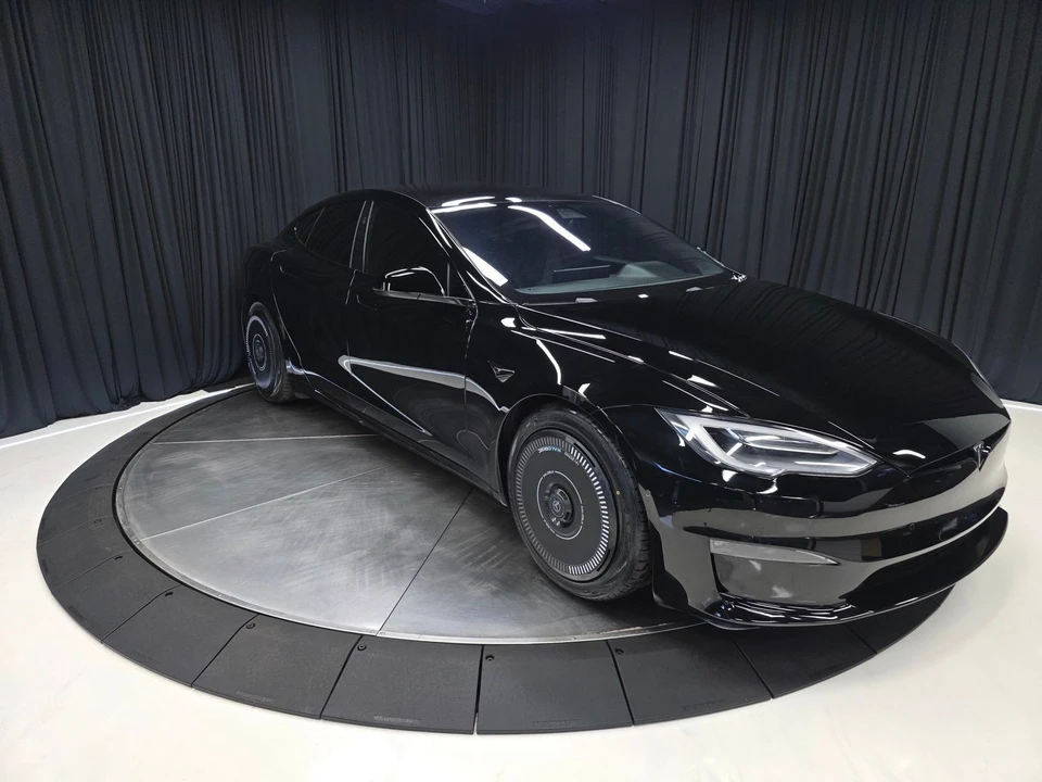 2022 Tesla Model S - Image 6 of 21