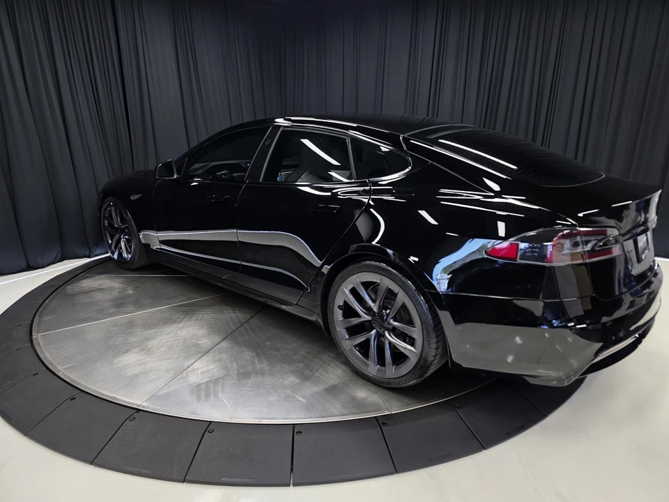 2022 Tesla Model S - Image 10 of 12