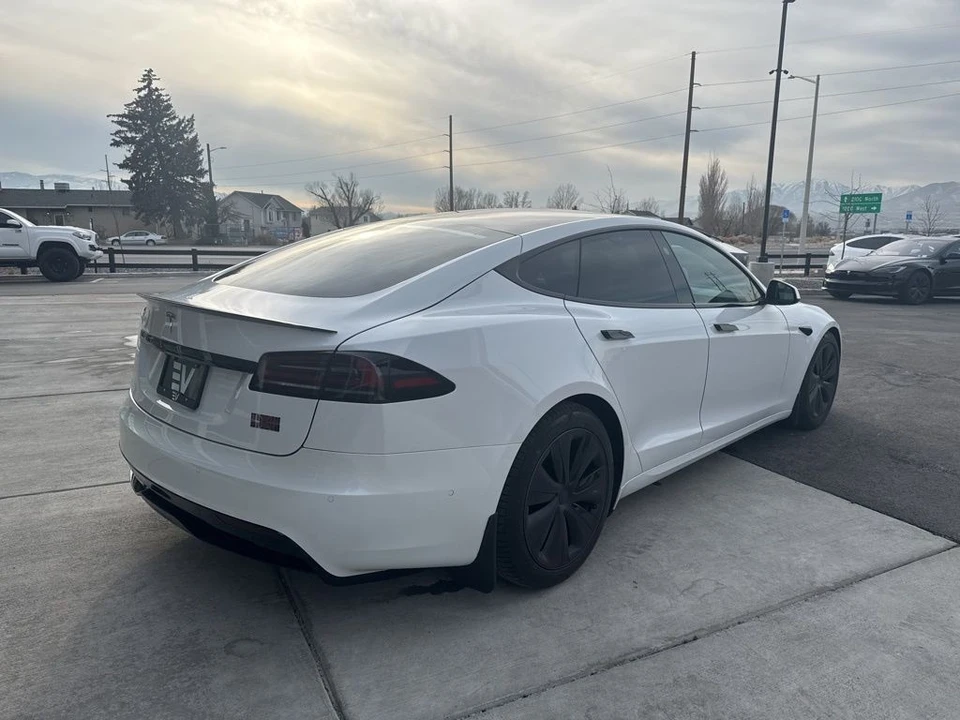 2022 Tesla Model S - Image 7 of 21