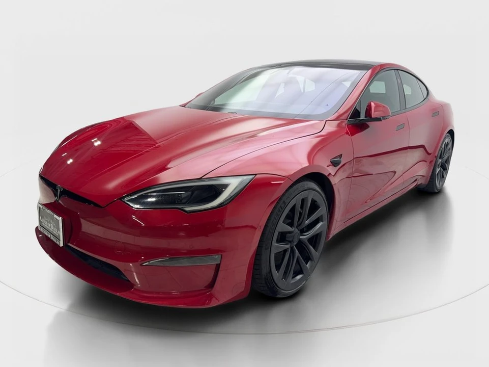 2022 Tesla Model S - Image 2 of 21