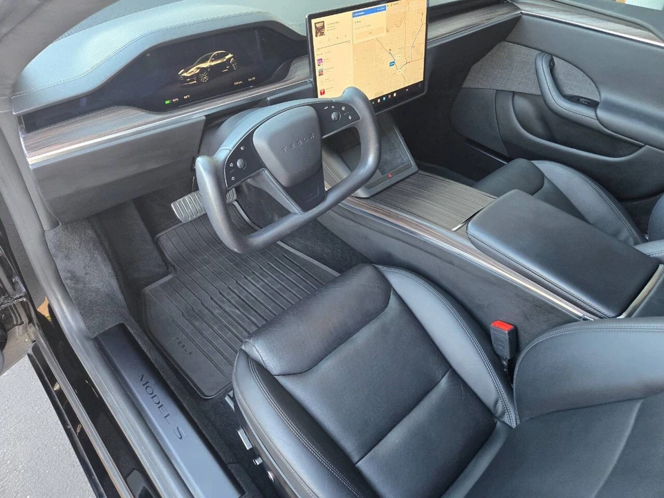 2022 Tesla Model S - Image 20 of 21