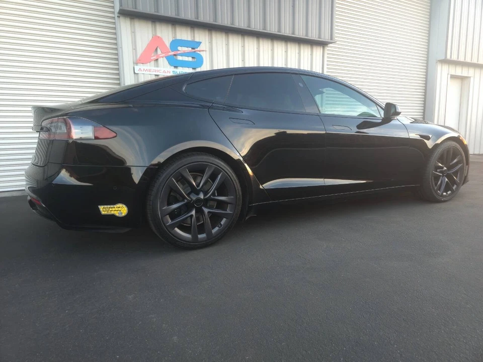 2022 Tesla Model S - Image 9 of 21