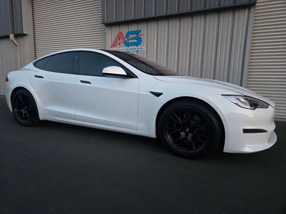 2022 Tesla Model S - Image 10 of 21