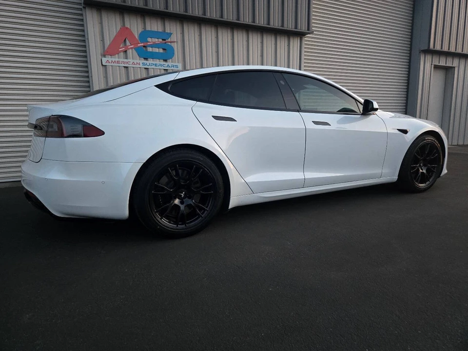 2022 Tesla Model S - Image 8 of 21