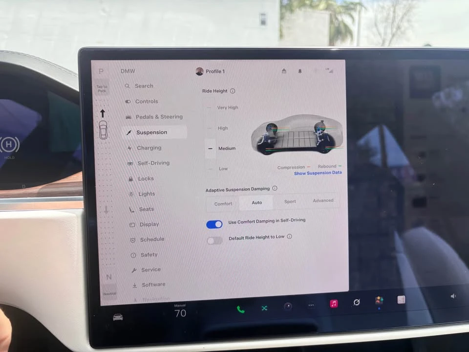 2022 Tesla Model S - Image 18 of 19