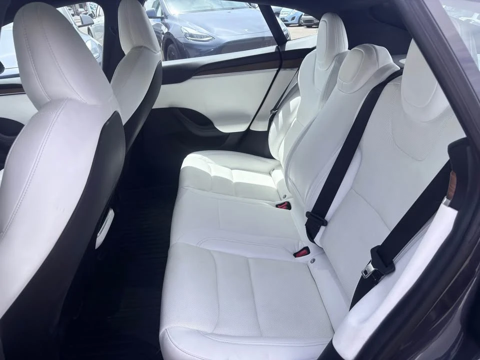 2022 Tesla Model S - Image 7 of 19