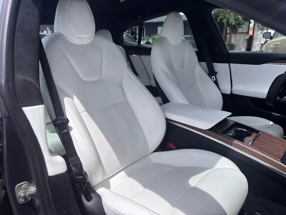 2022 Tesla Model S - Image 10 of 19