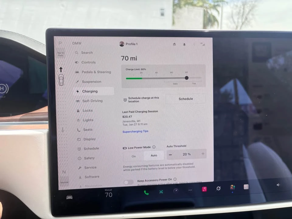 2022 Tesla Model S - Image 19 of 19