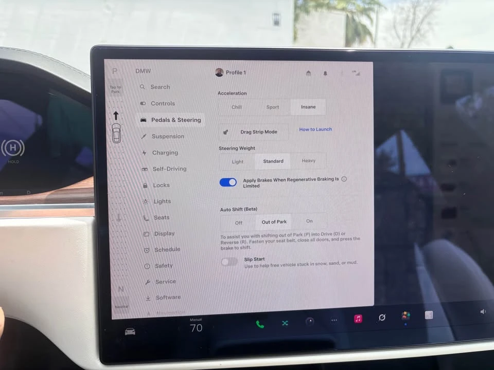 2022 Tesla Model S - Image 17 of 19