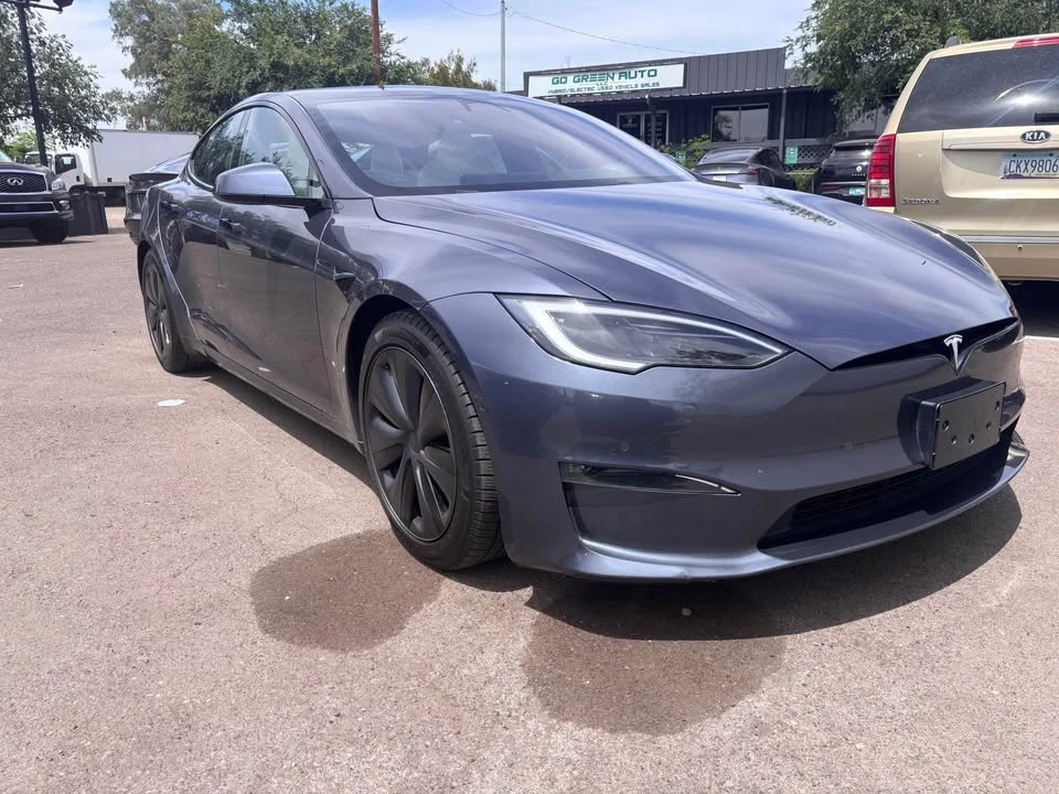 2022 Tesla Model S - Image 2 of 19