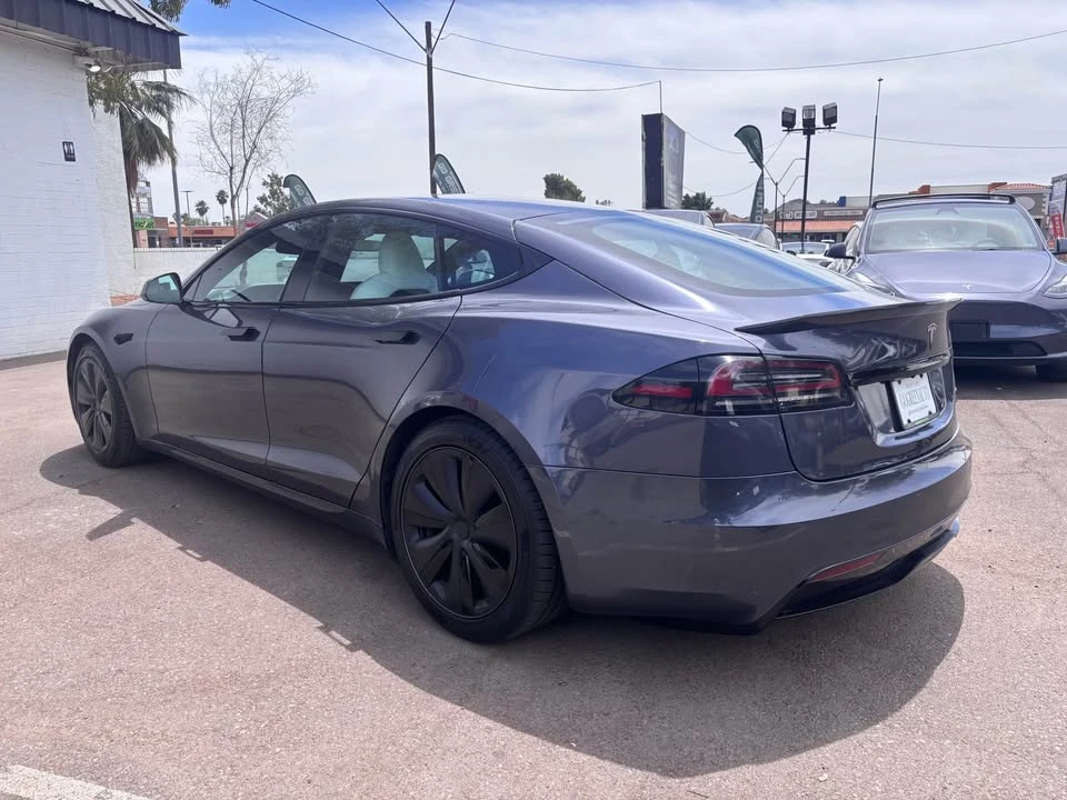 2022 Tesla Model S - Image 5 of 19