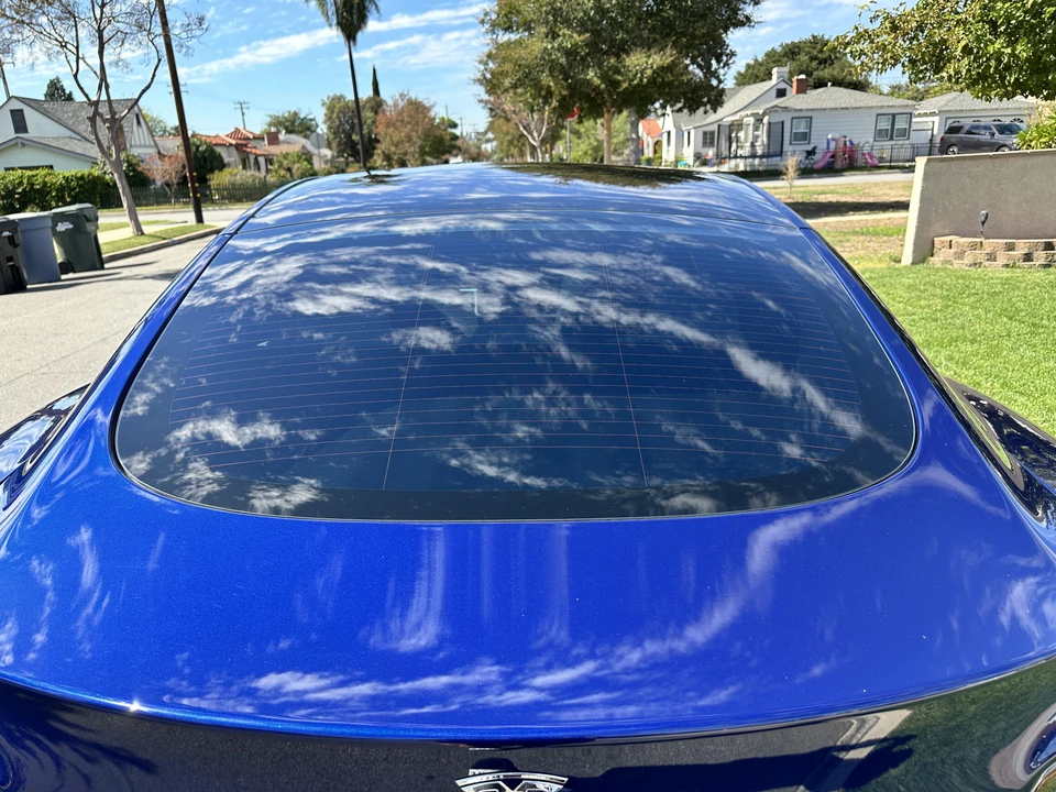 2022 Tesla Model S - Image 23 of 31