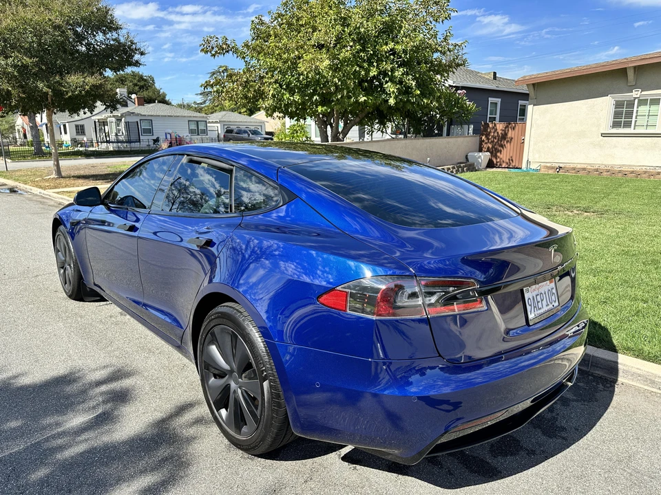 2022 Tesla Model S - Image 14 of 31