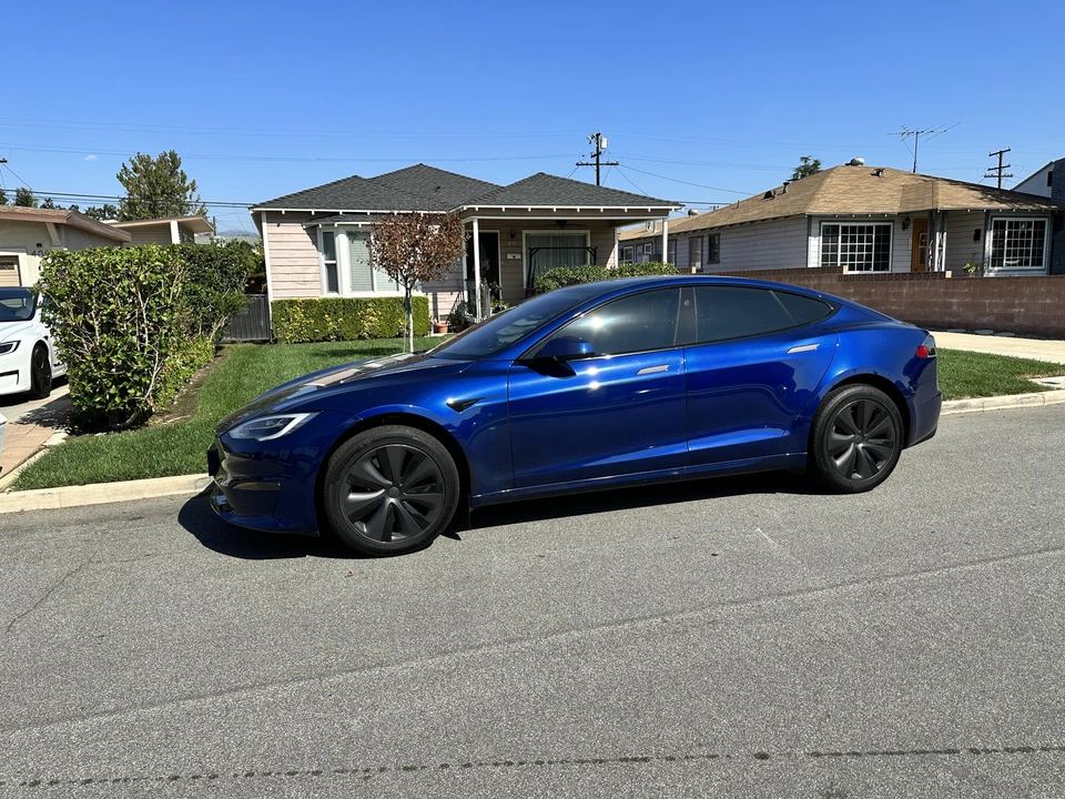 2022 Tesla Model S - Image 10 of 31