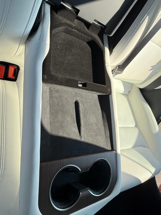 2022 Tesla Model S - Image 30 of 31