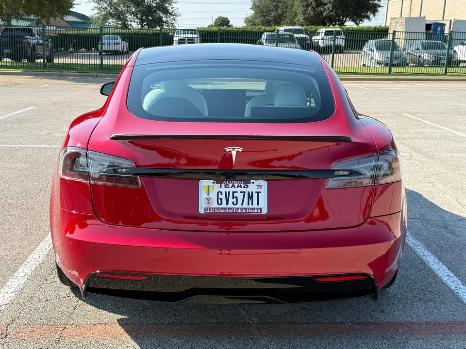2022 Tesla Model S - Image 9 of 31