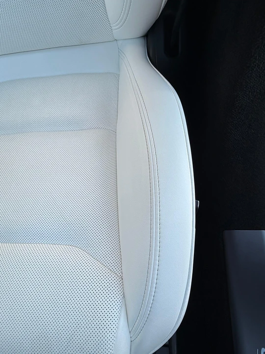 2022 Tesla Model S - Image 26 of 31