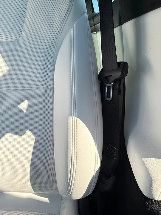 2022 Tesla Model S - Image 25 of 31