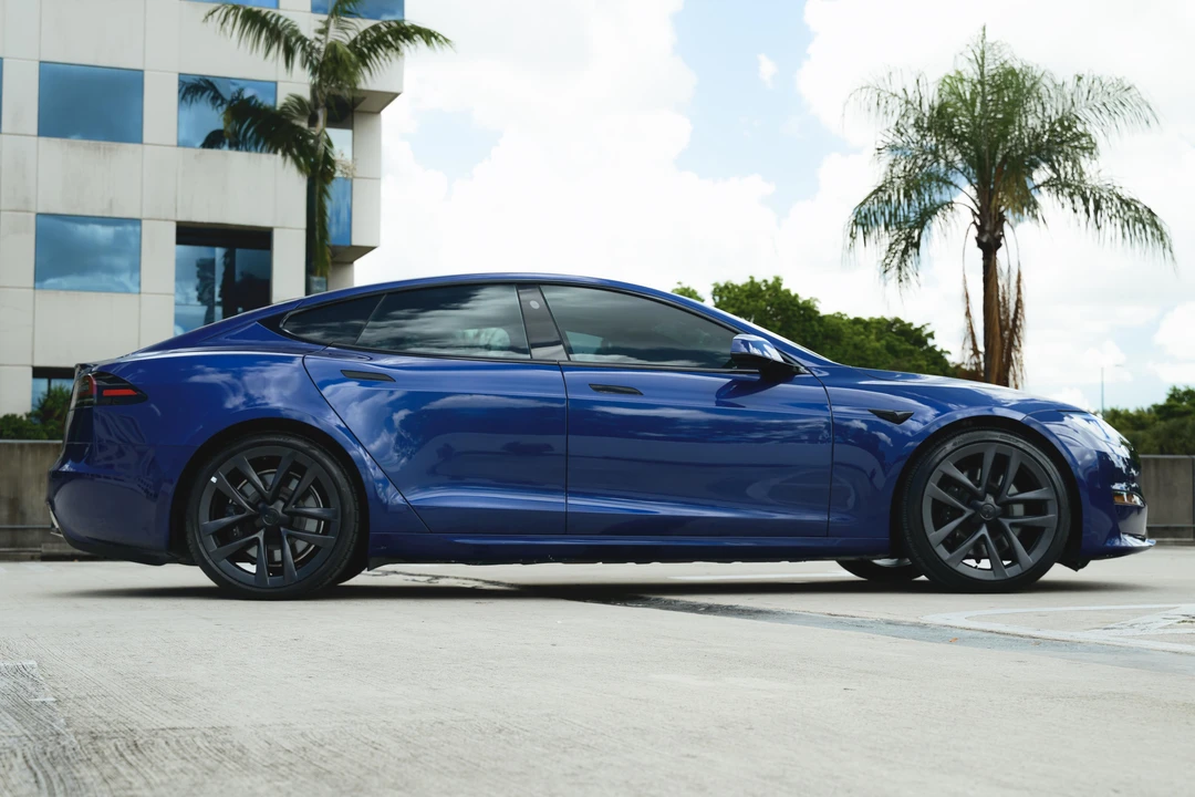 2022 Tesla Model S - Image 3 of 31