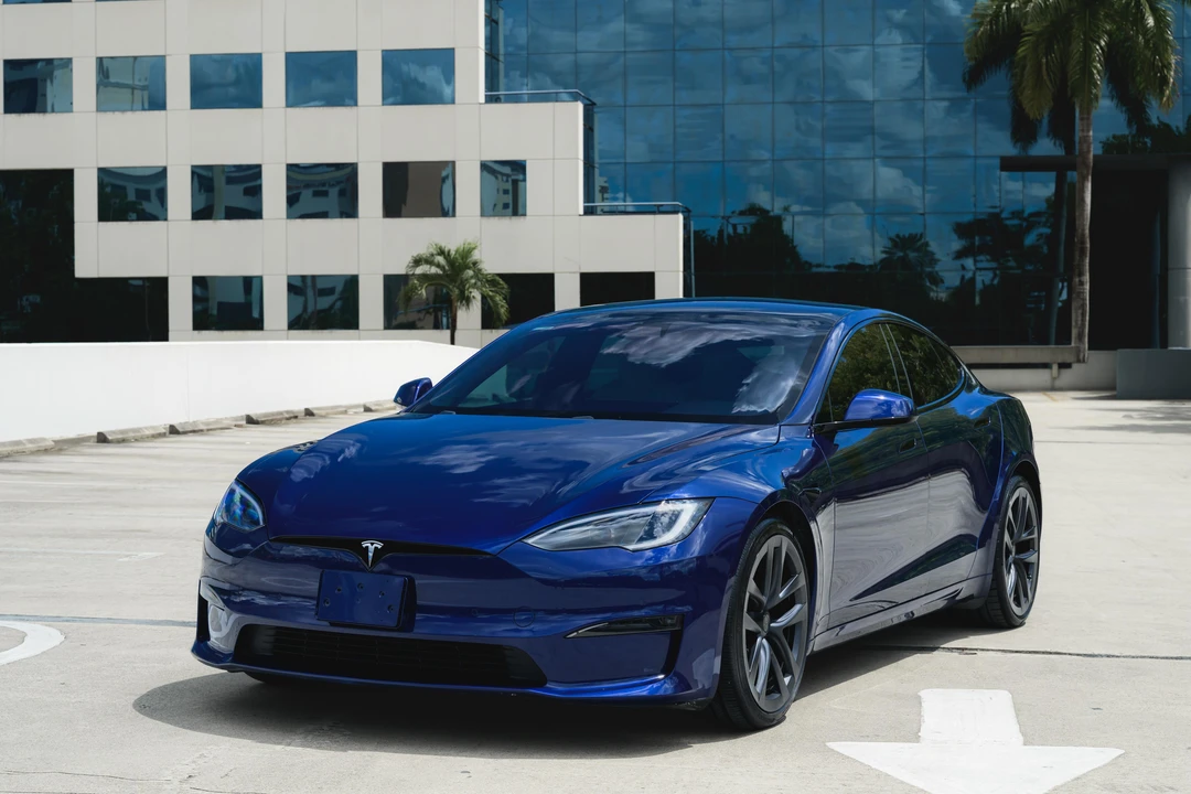 2022 Tesla Model S - Image 9 of 31