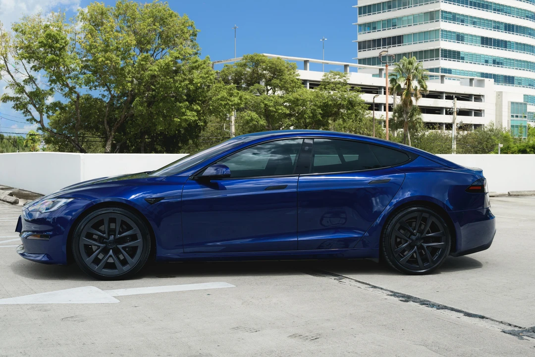 2022 Tesla Model S - Image 15 of 31
