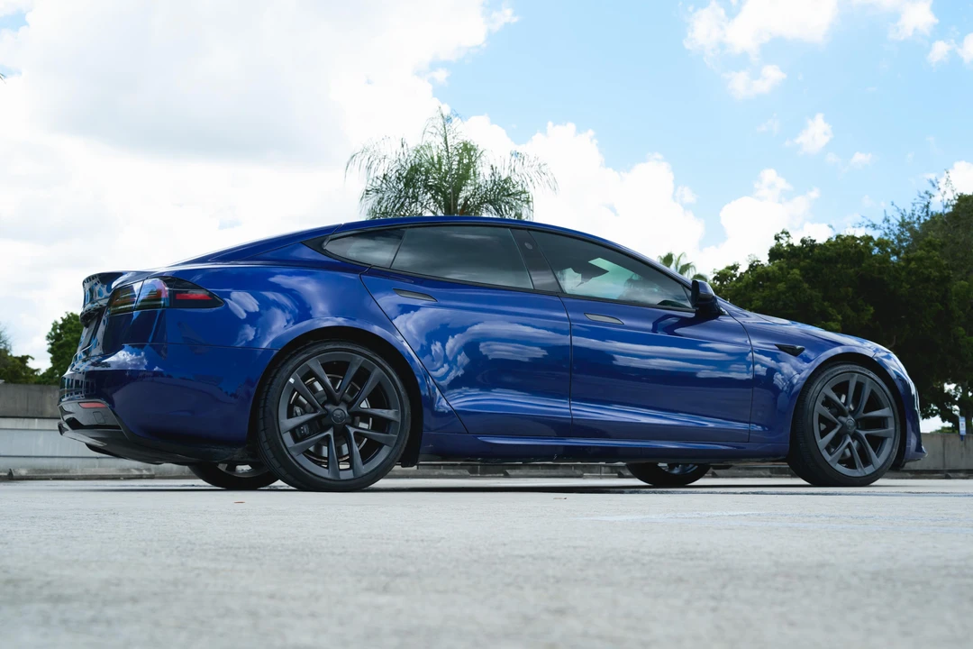 2022 Tesla Model S - Image 29 of 31