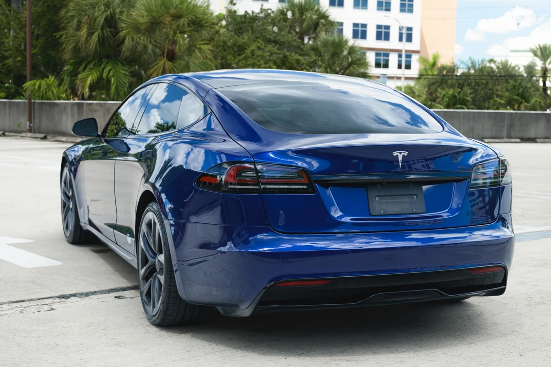 2022 Tesla Model S - Image 22 of 31