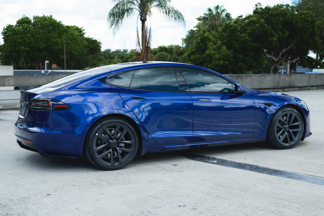 2022 Tesla Model S - Image 28 of 31