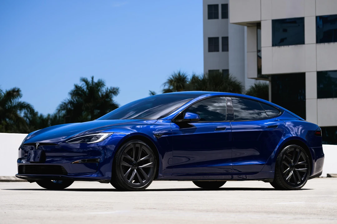 2022 Tesla Model S - Image 13 of 31