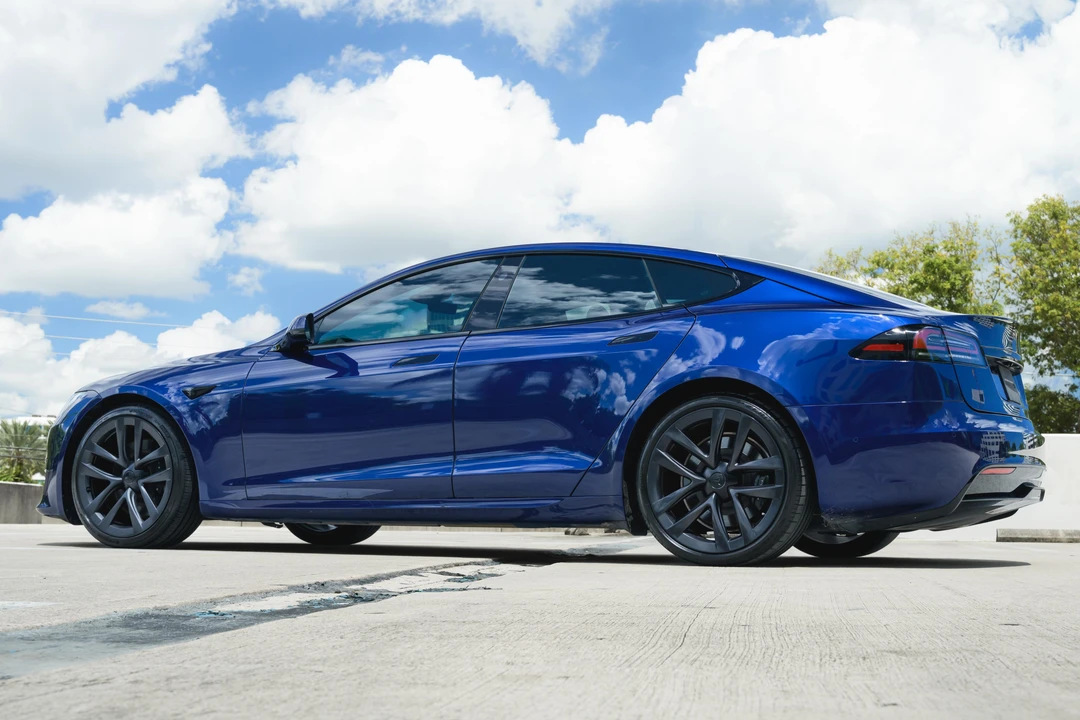 2022 Tesla Model S - Image 17 of 31