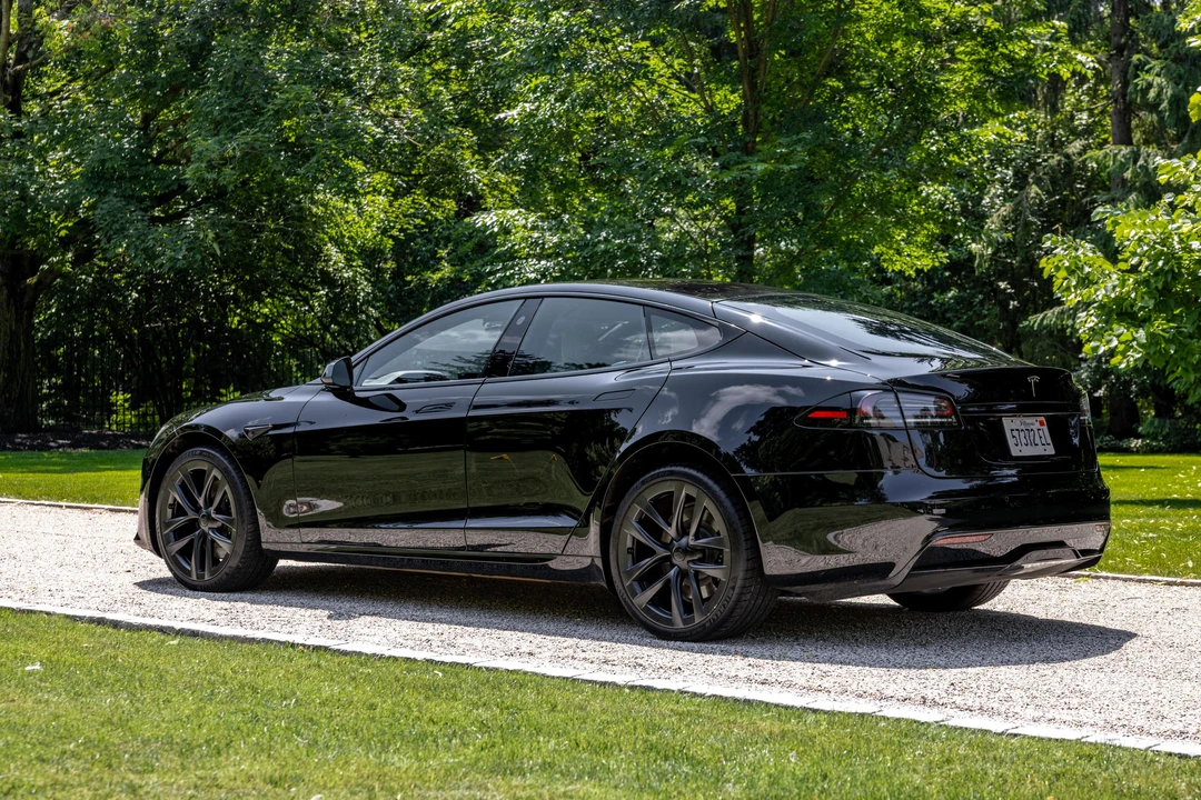 2022 Tesla Model S - Image 7 of 31
