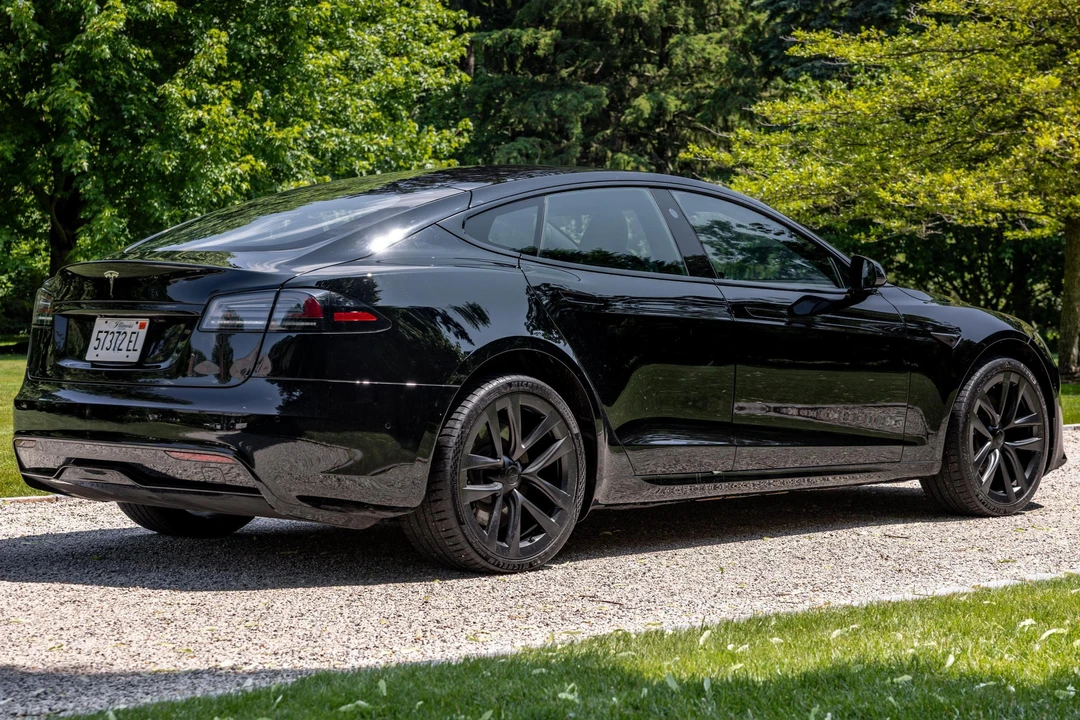 2022 Tesla Model S - Image 4 of 31
