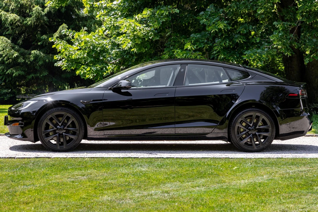 2022 Tesla Model S - Image 3 of 31