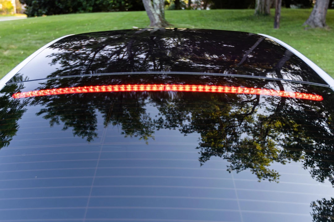 2022 Tesla Model S - Image 18 of 31