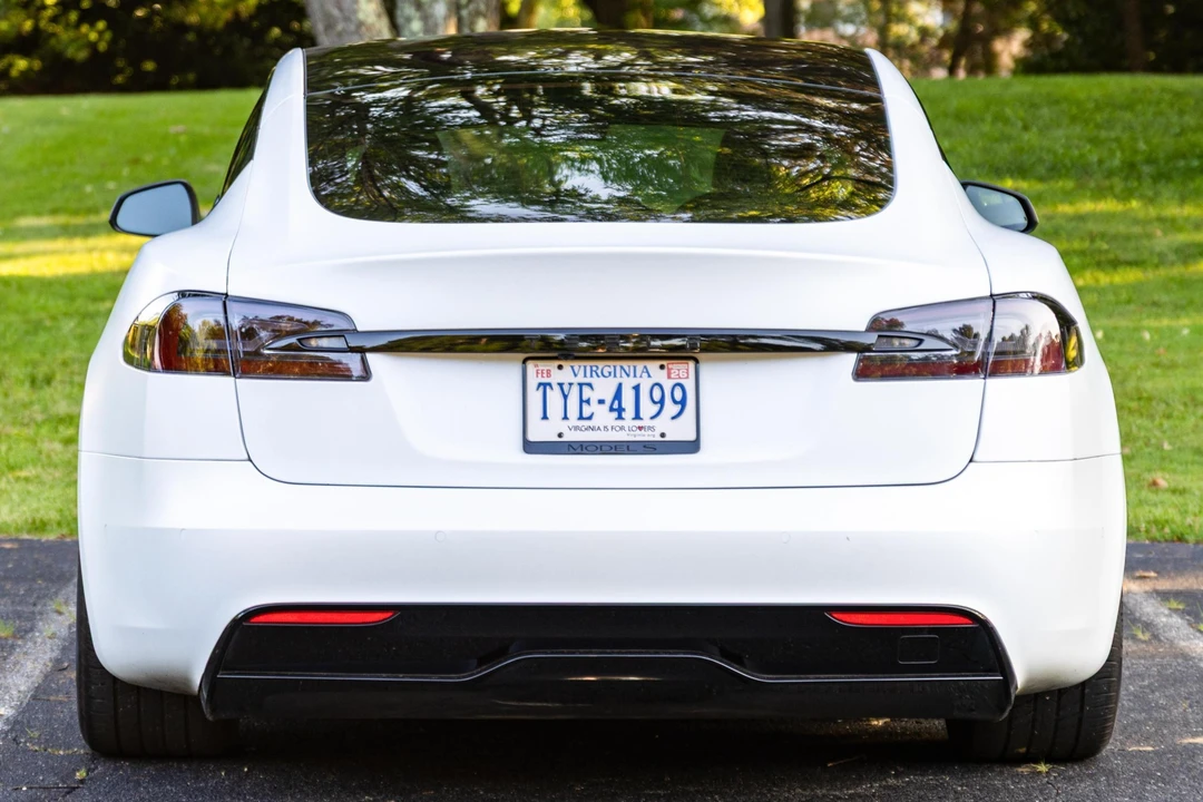 2022 Tesla Model S - Image 5 of 31