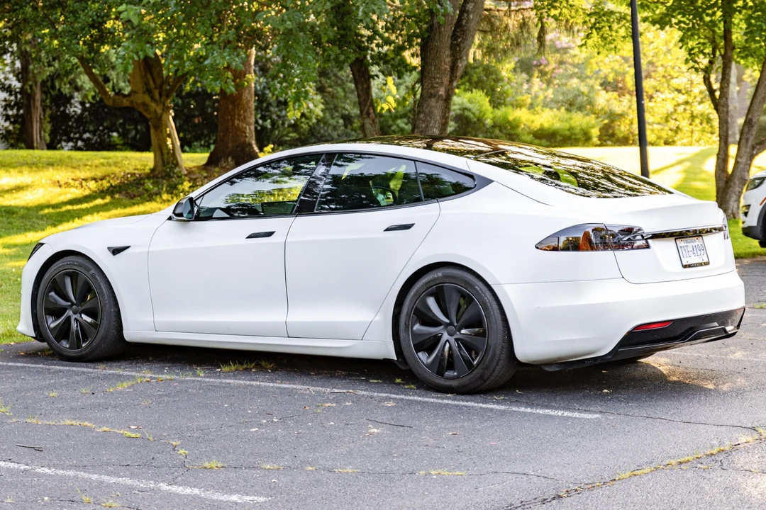 2022 Tesla Model S - Image 4 of 31