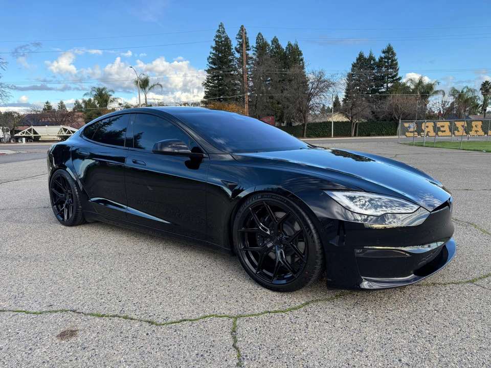 2022 Tesla Model S - Image 17 of 31