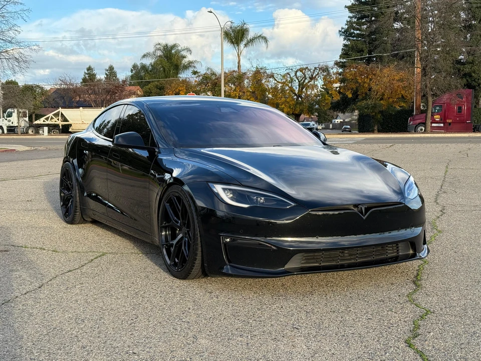 2022 Tesla Model S - Image 10 of 31