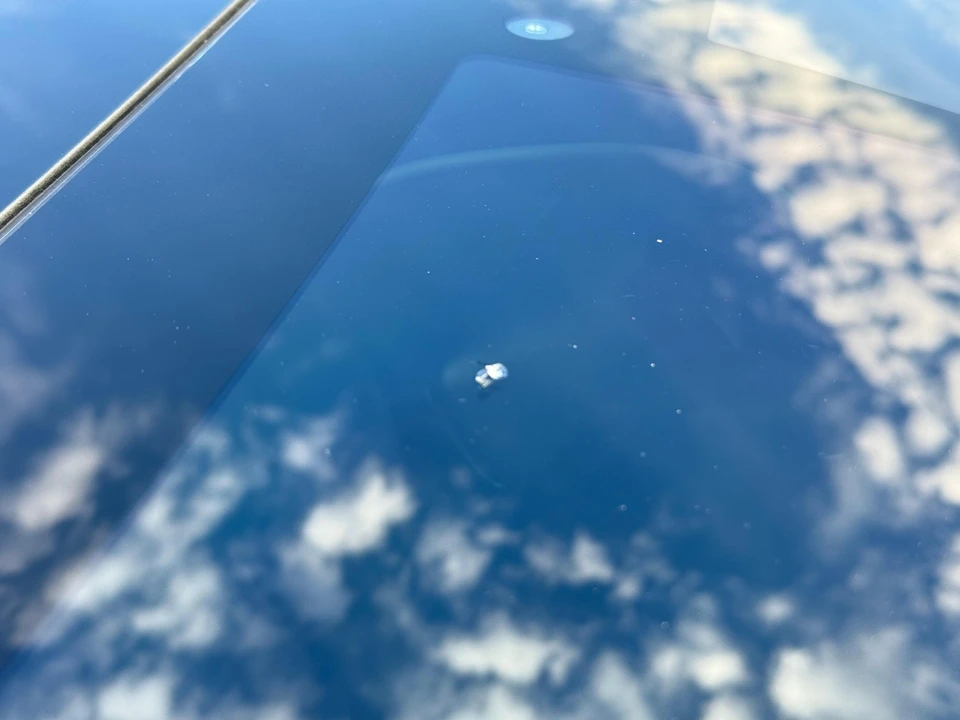 2022 Tesla Model S - Image 25 of 31