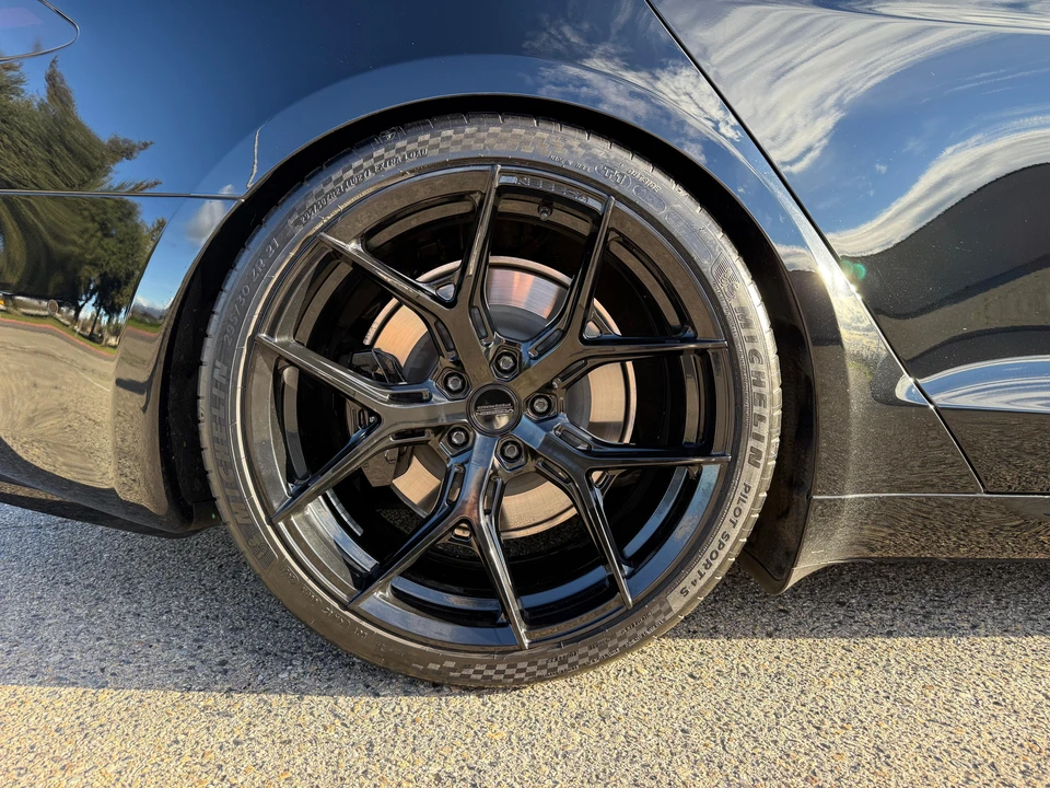 2022 Tesla Model S - Image 28 of 31