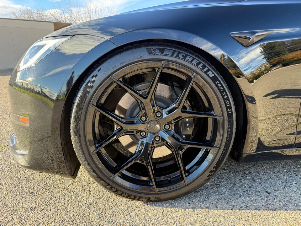 2022 Tesla Model S - Image 26 of 31