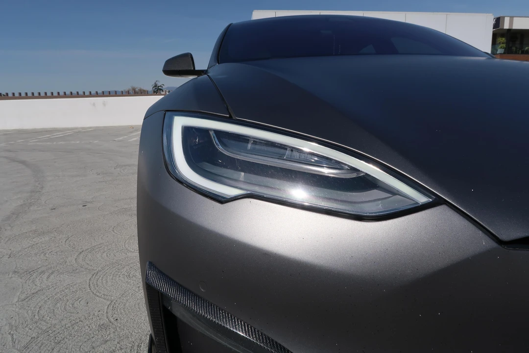 2022 Tesla Model S - Image 17 of 31